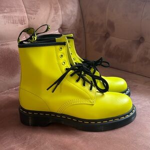 Dr. Martins AirWair w/ bouncing soles. Awesome Yellow lemon banana combats. 8W